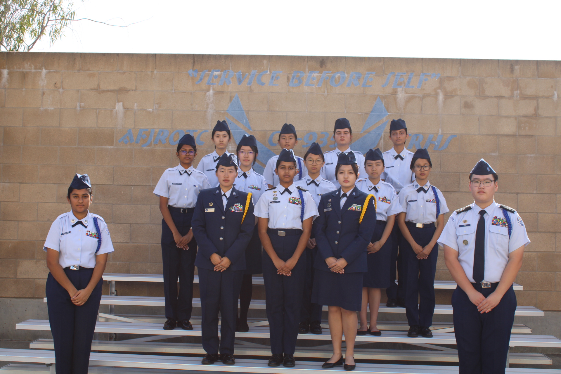 Unarmed Team Full Picture